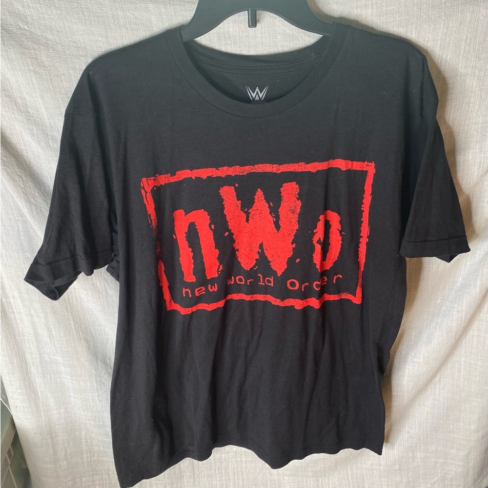 WWE NWO t-shit tee graphic wrestling Large